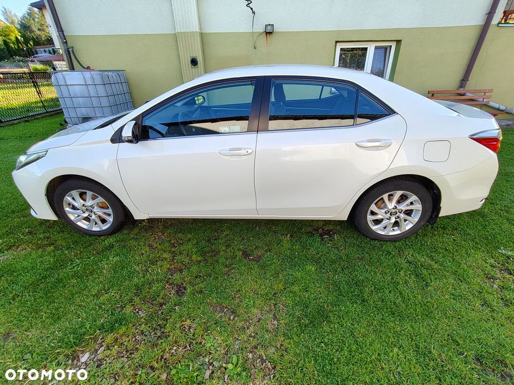 Toyota Corolla 1.6 Comfort - 3