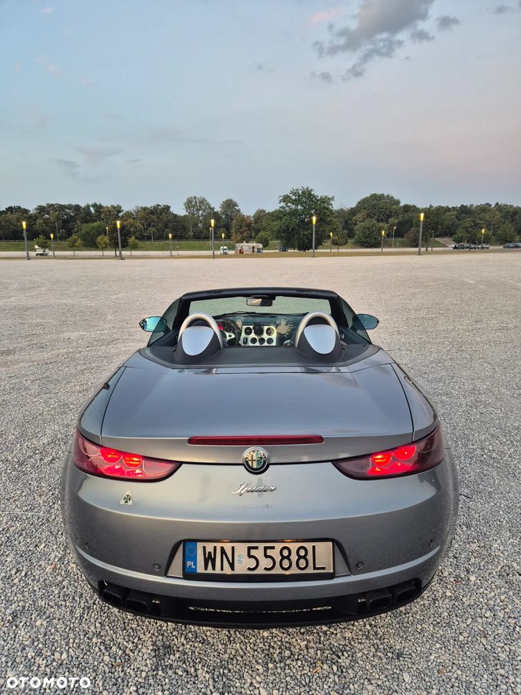 Alfa Romeo Spider 2.4JTDM - 5
