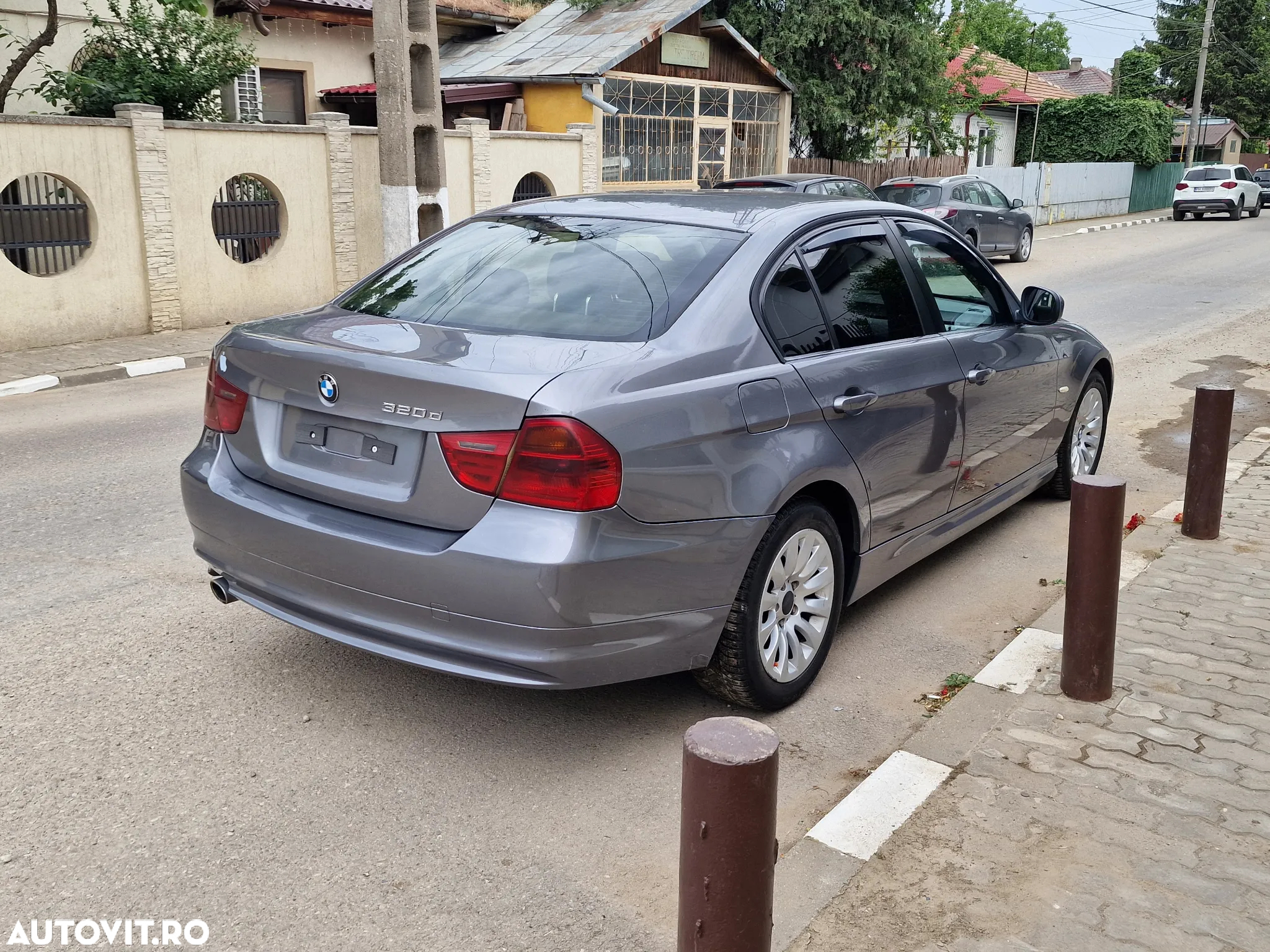 BMW Seria 3 320d - 3