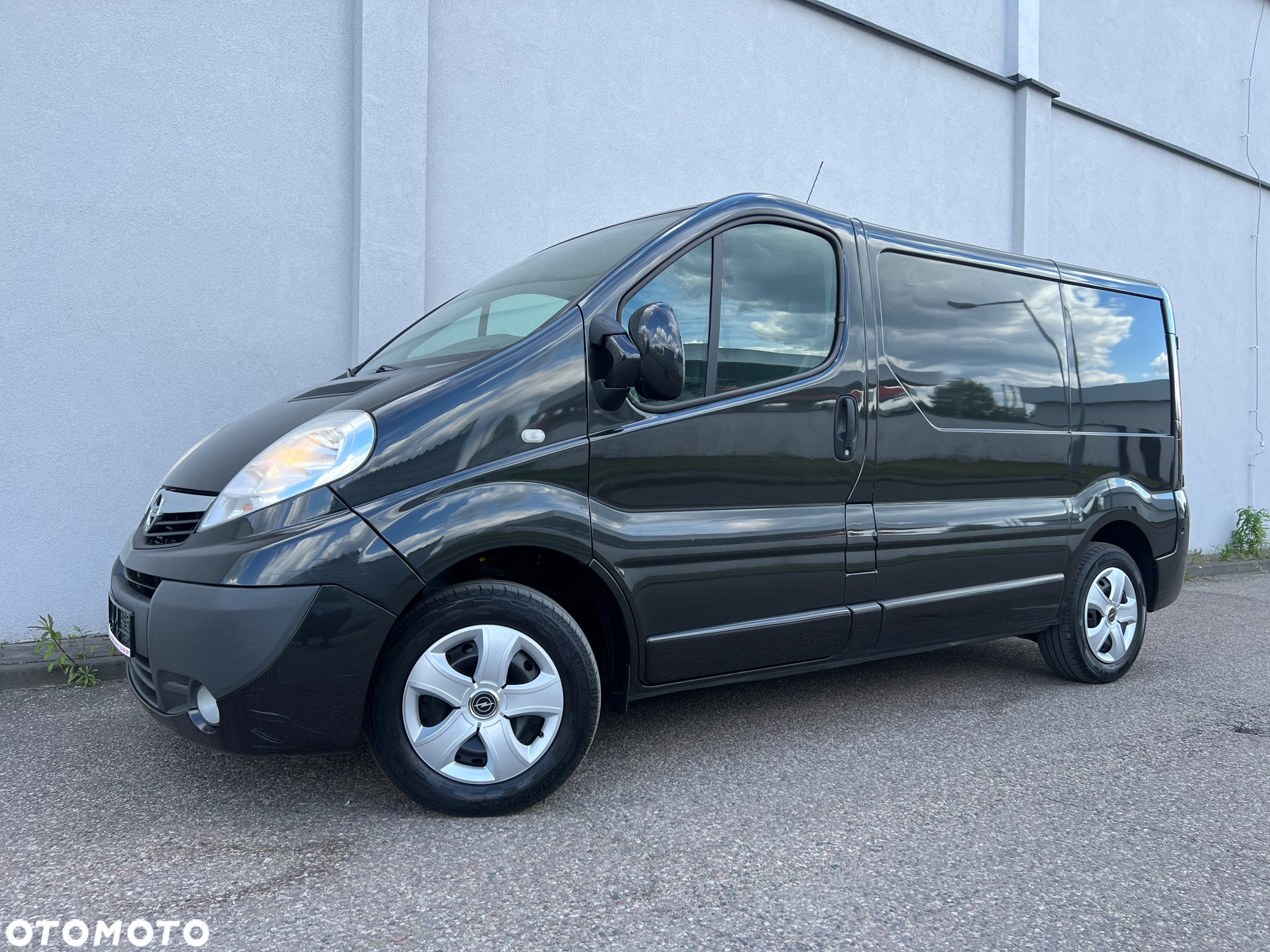 Opel VIVARO - 16