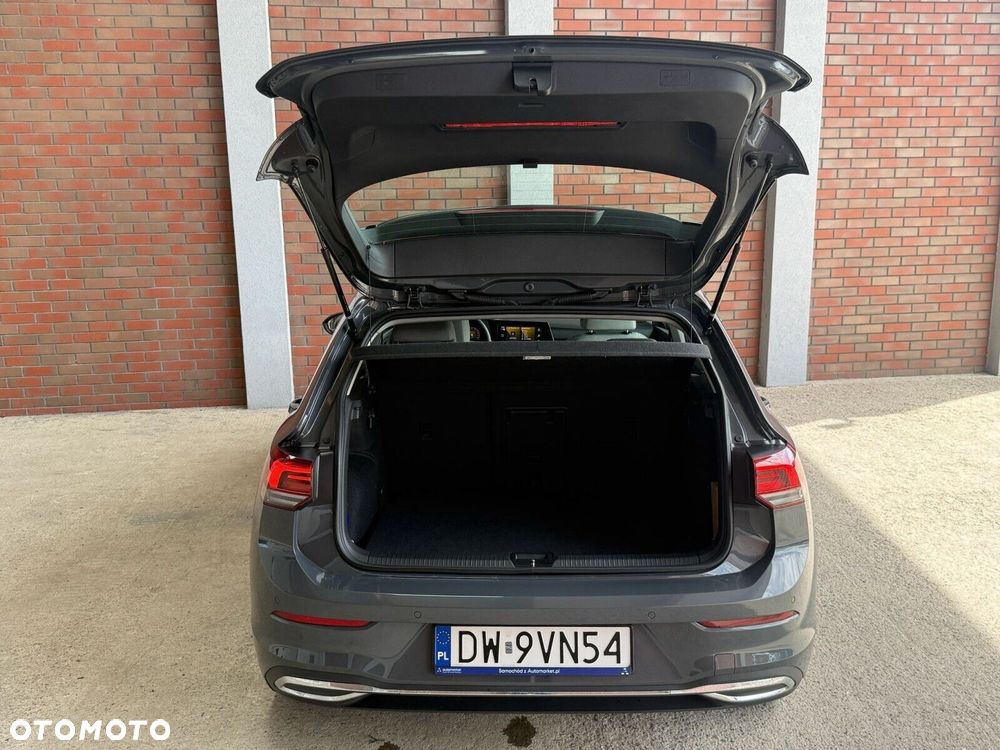 Volkswagen Golf 1.5 eTSI EVO Style DSG - 15