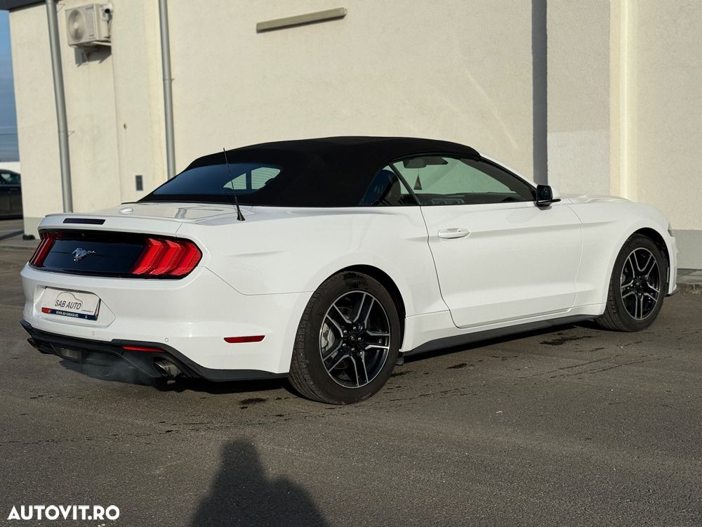 Ford Mustang Cabrio 2.3 Eco Boost - 29