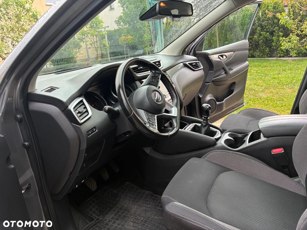 Nissan Qashqai 1.3 DIG-T N-Connecta - 12