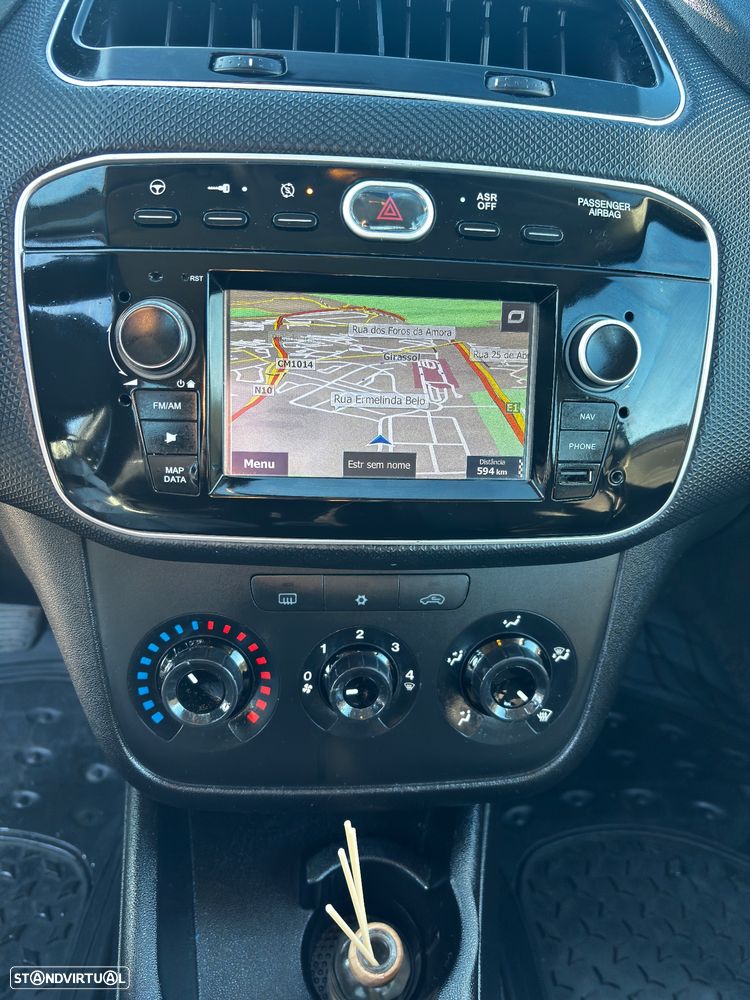 Fiat Grande Punto - 8