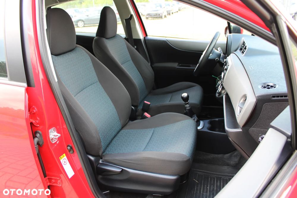 Toyota Yaris - 25