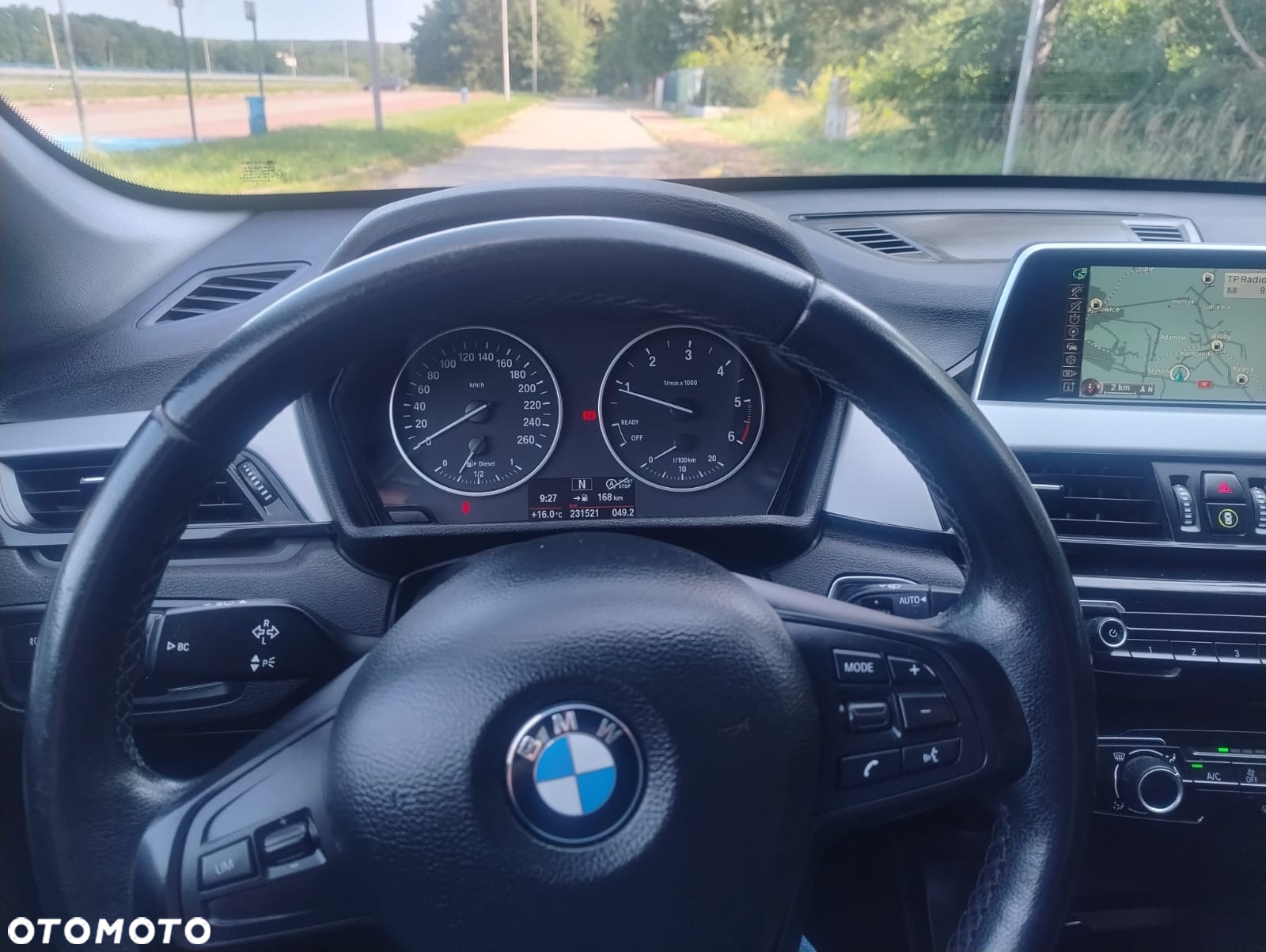 BMW X1 xDrive18d - 9