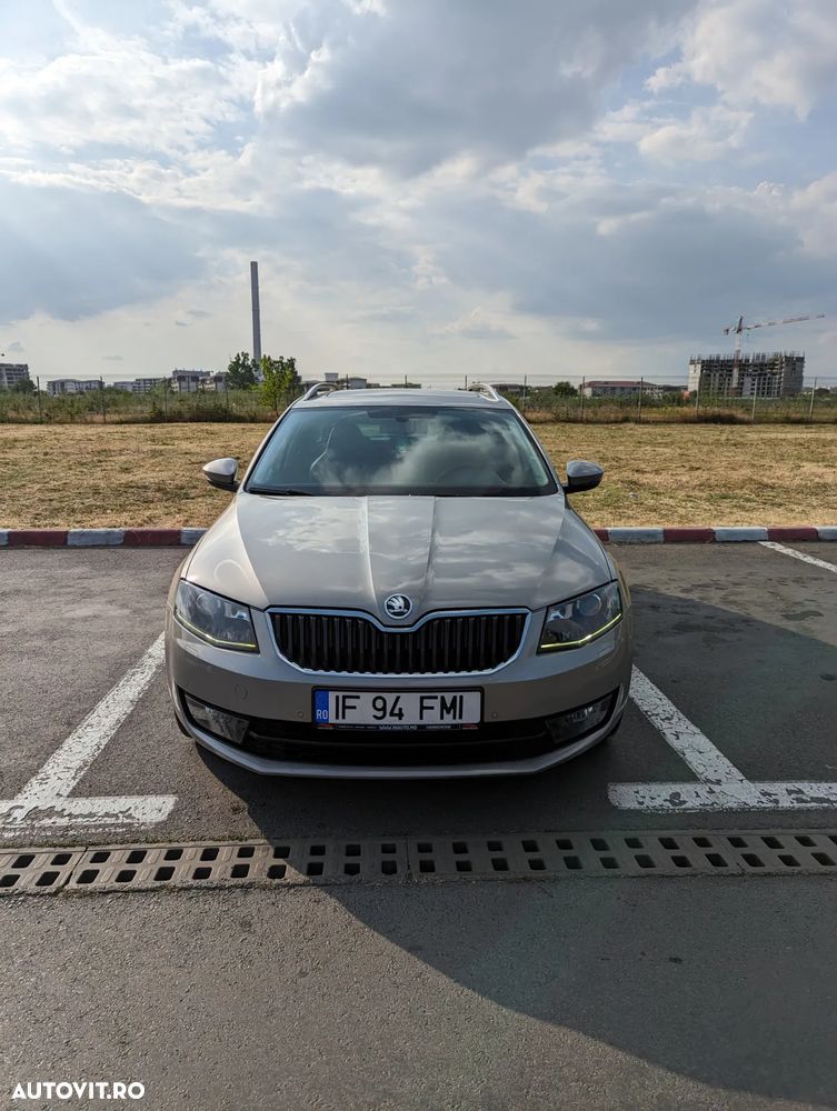 Skoda Octavia Combi 1.6 TDI Ambiente DSG - 8