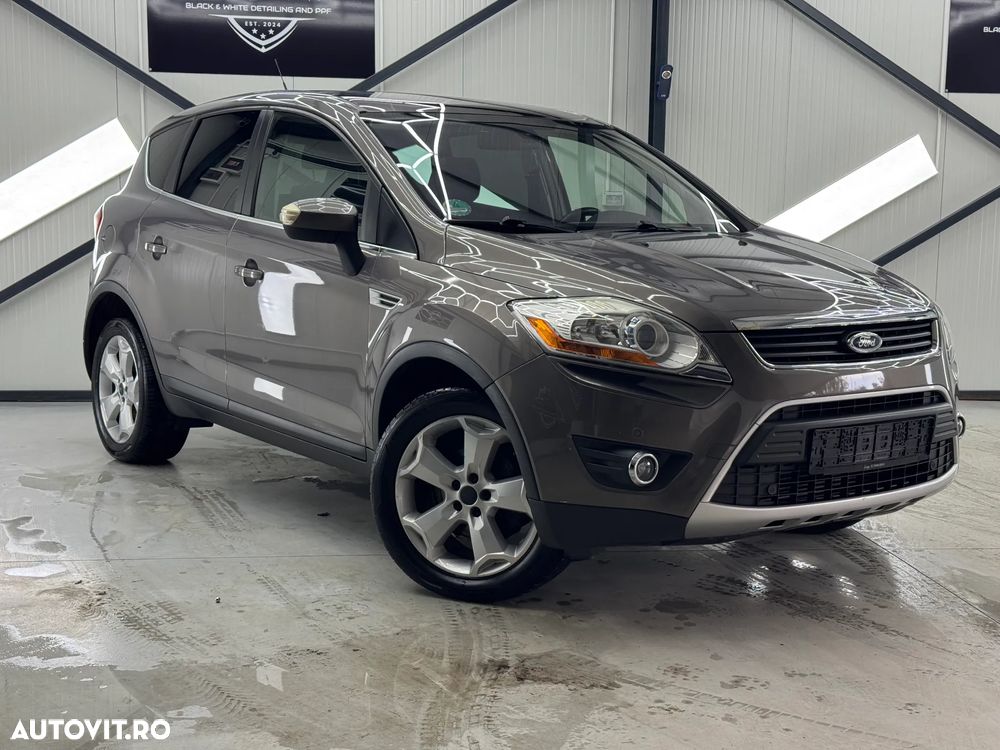 Ford Kuga 2.0 TDCi Powershift 4WD Titanium - 9