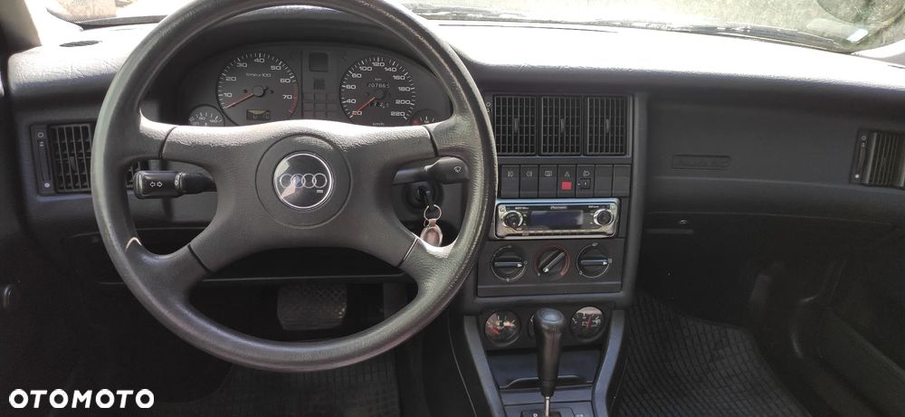 Audi 80 2.0 E - 13