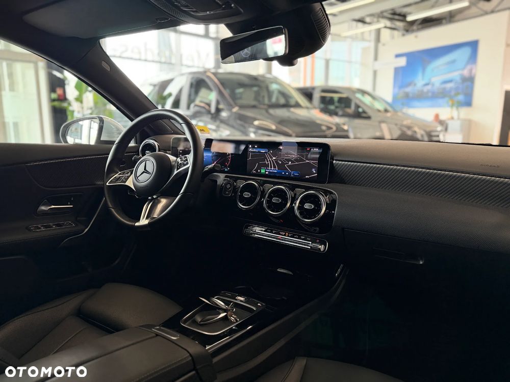 Mercedes-Benz Klasa A 200 Progressive 7G-DCT - 10