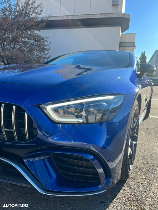 Mercedes-Benz AMG - 6