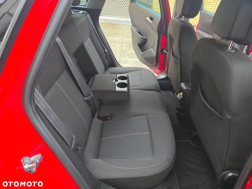 Opel Astra 2.0 CDTI Cosmo - 24