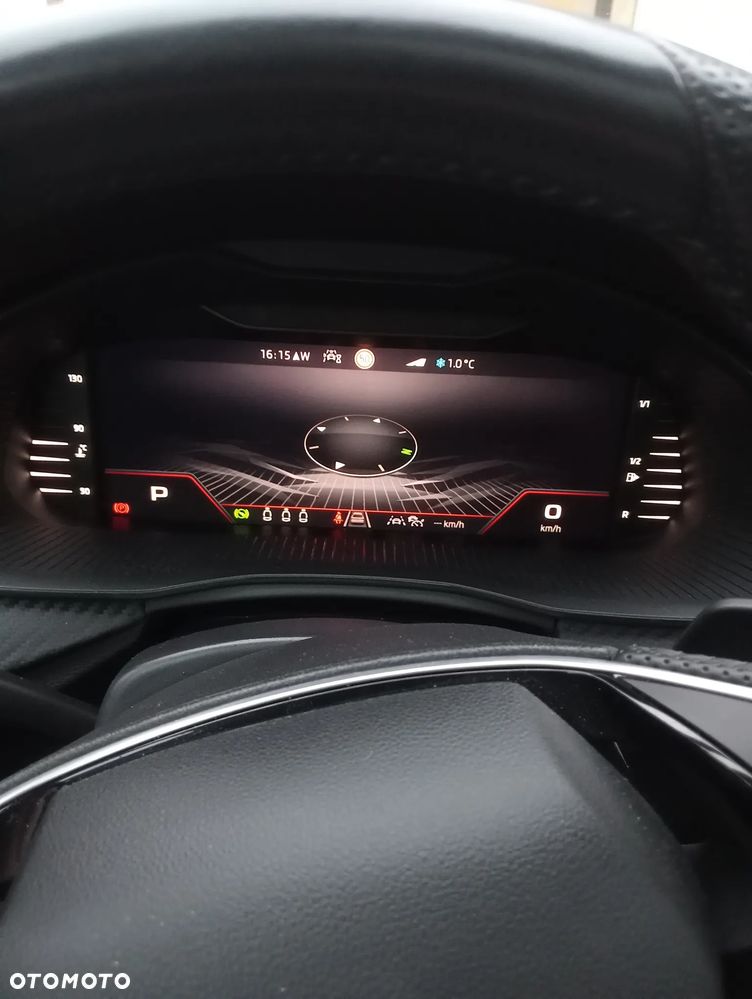 Skoda Kamiq 1.5 TSI Monte Carlo DSG - 19