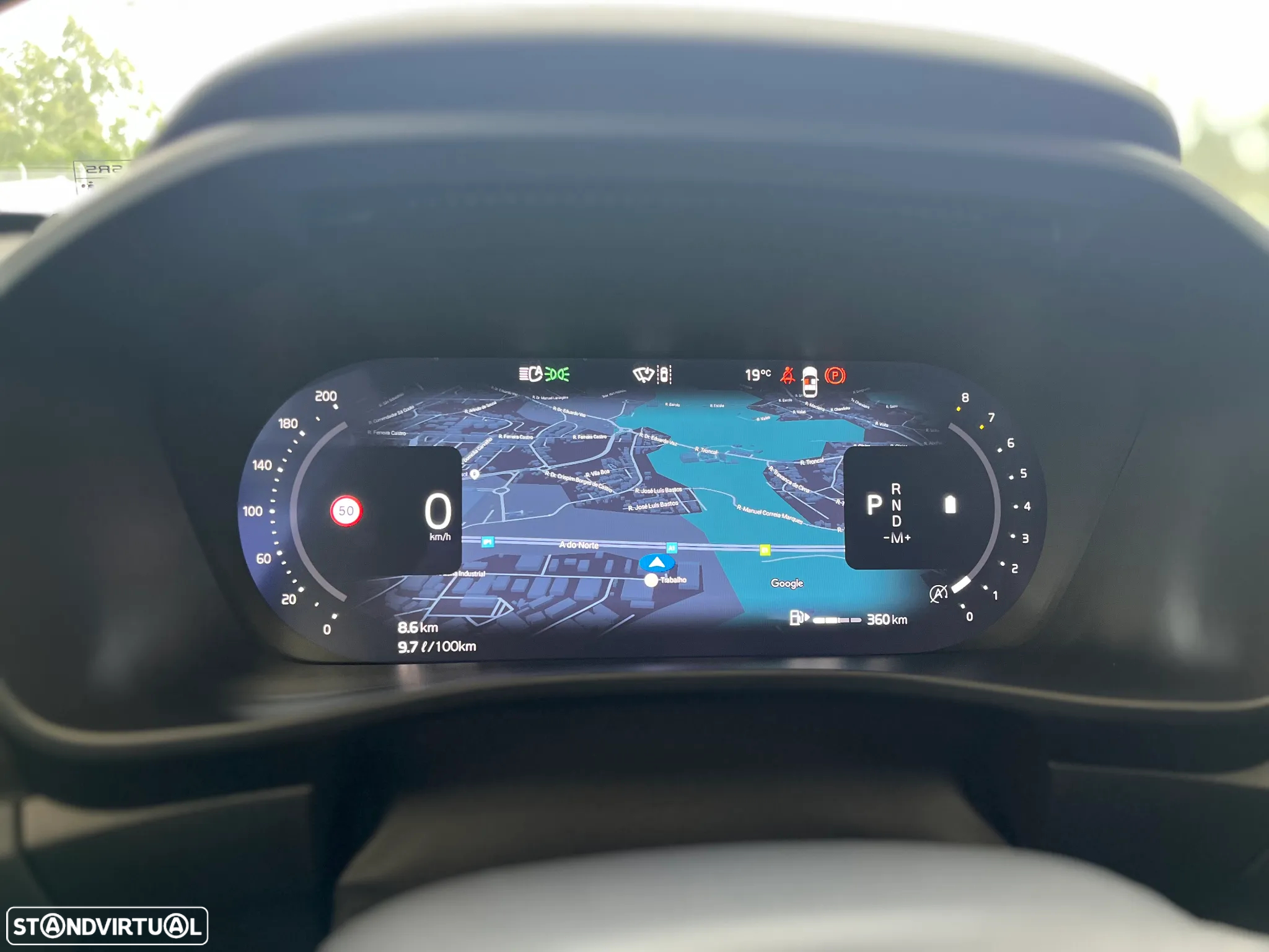 Volvo XC 40 2.0 B3 Essential - 30