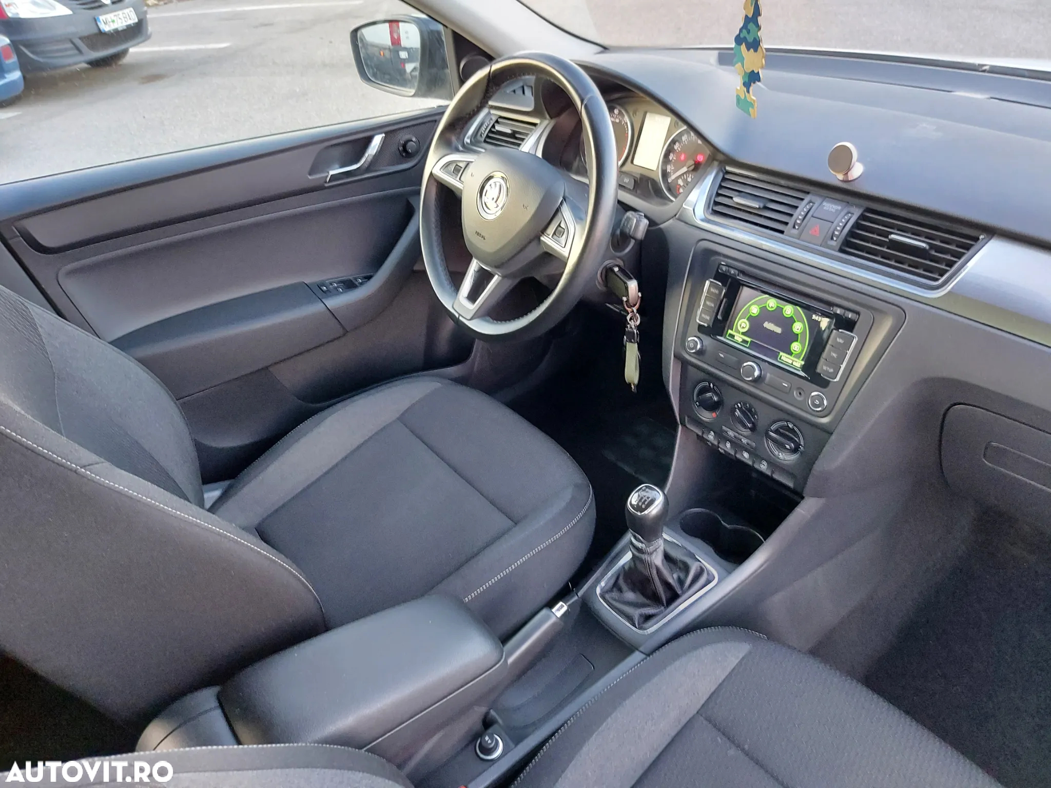 Skoda RAPID - 8