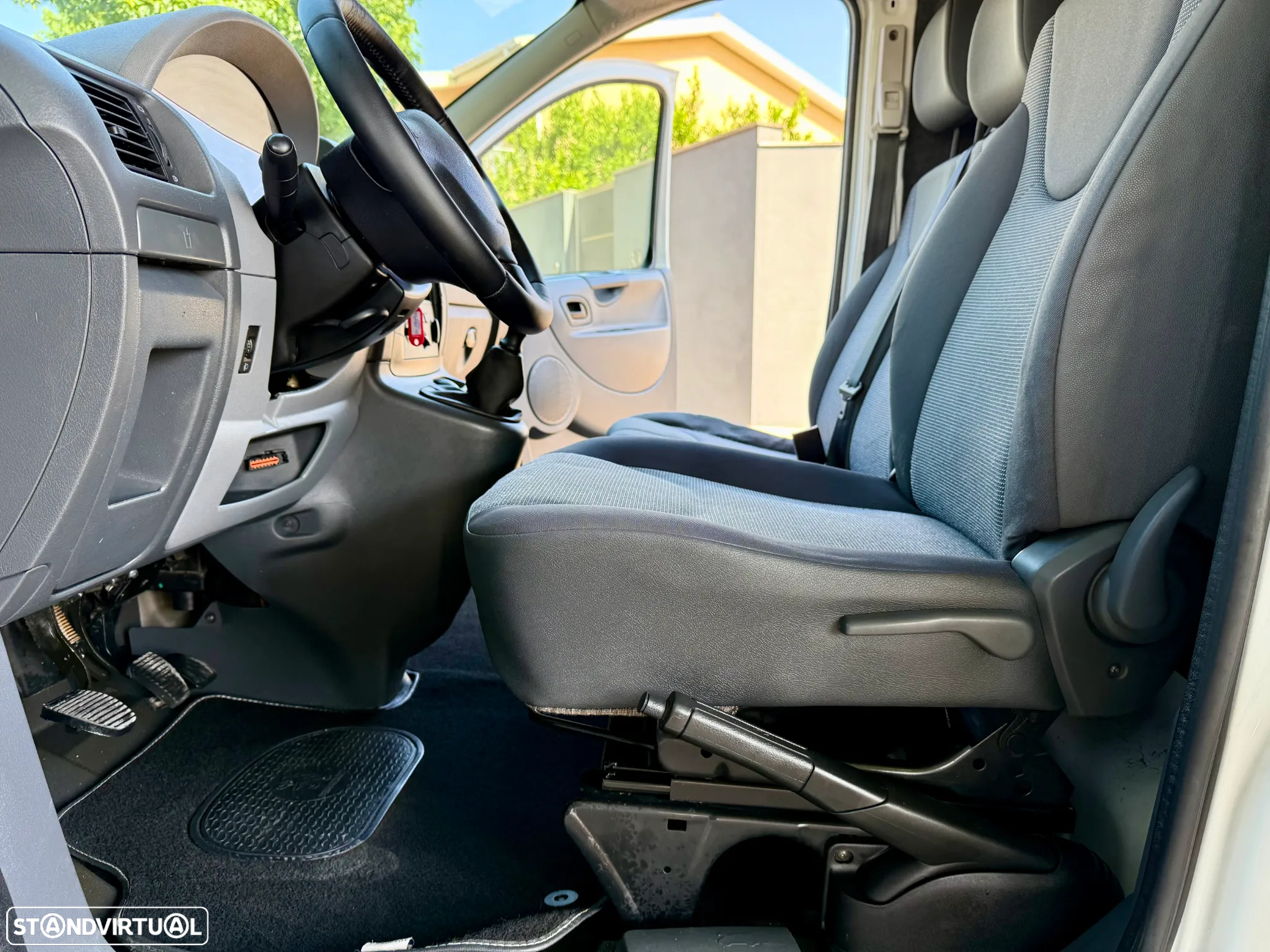 Peugeot EXPERT 1.6HDI 3 LUG AC REBOQUE BARRAS - 17