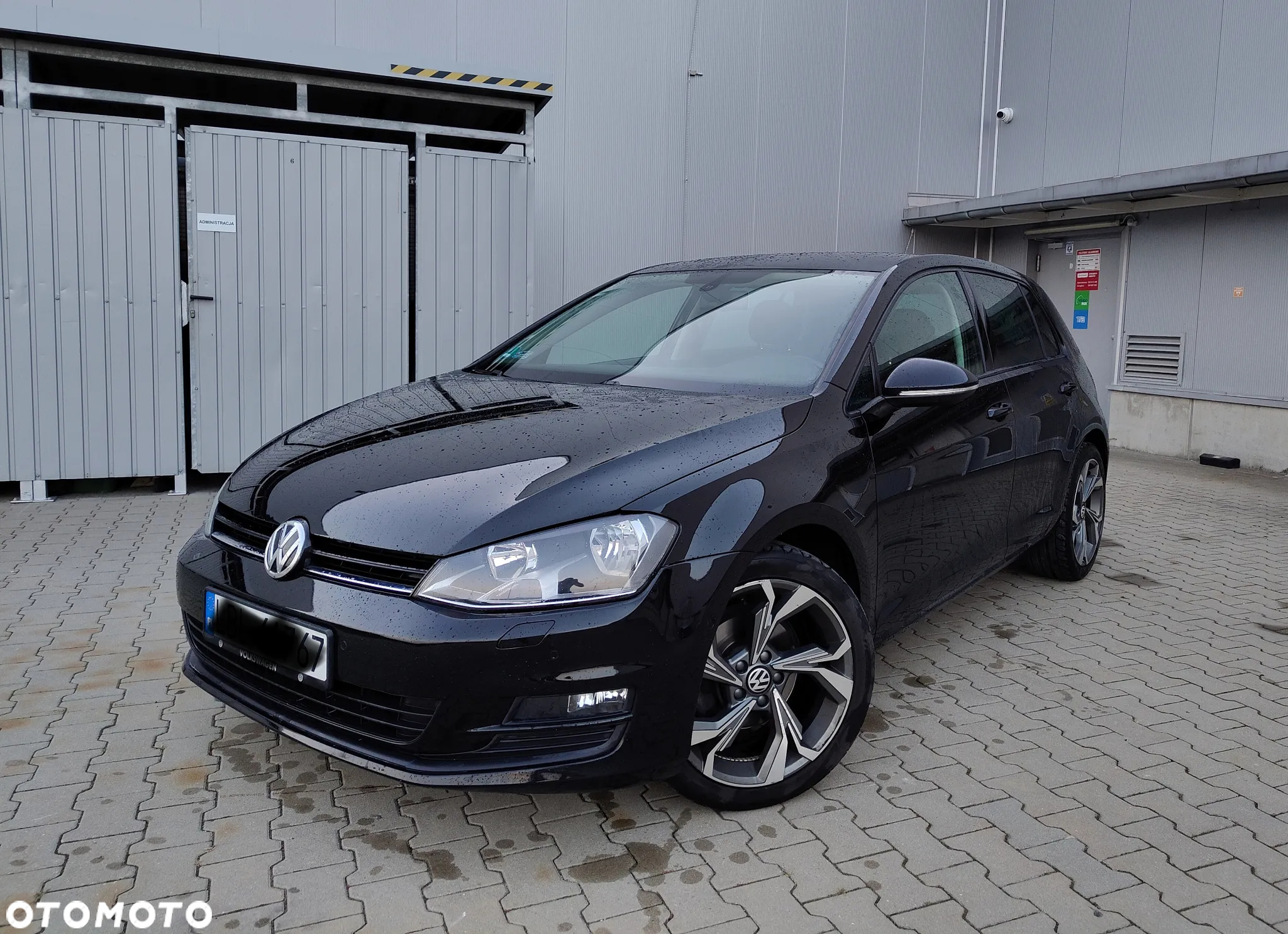 Volkswagen Golf VII 1.6 TDI BMT Comfortline - 18