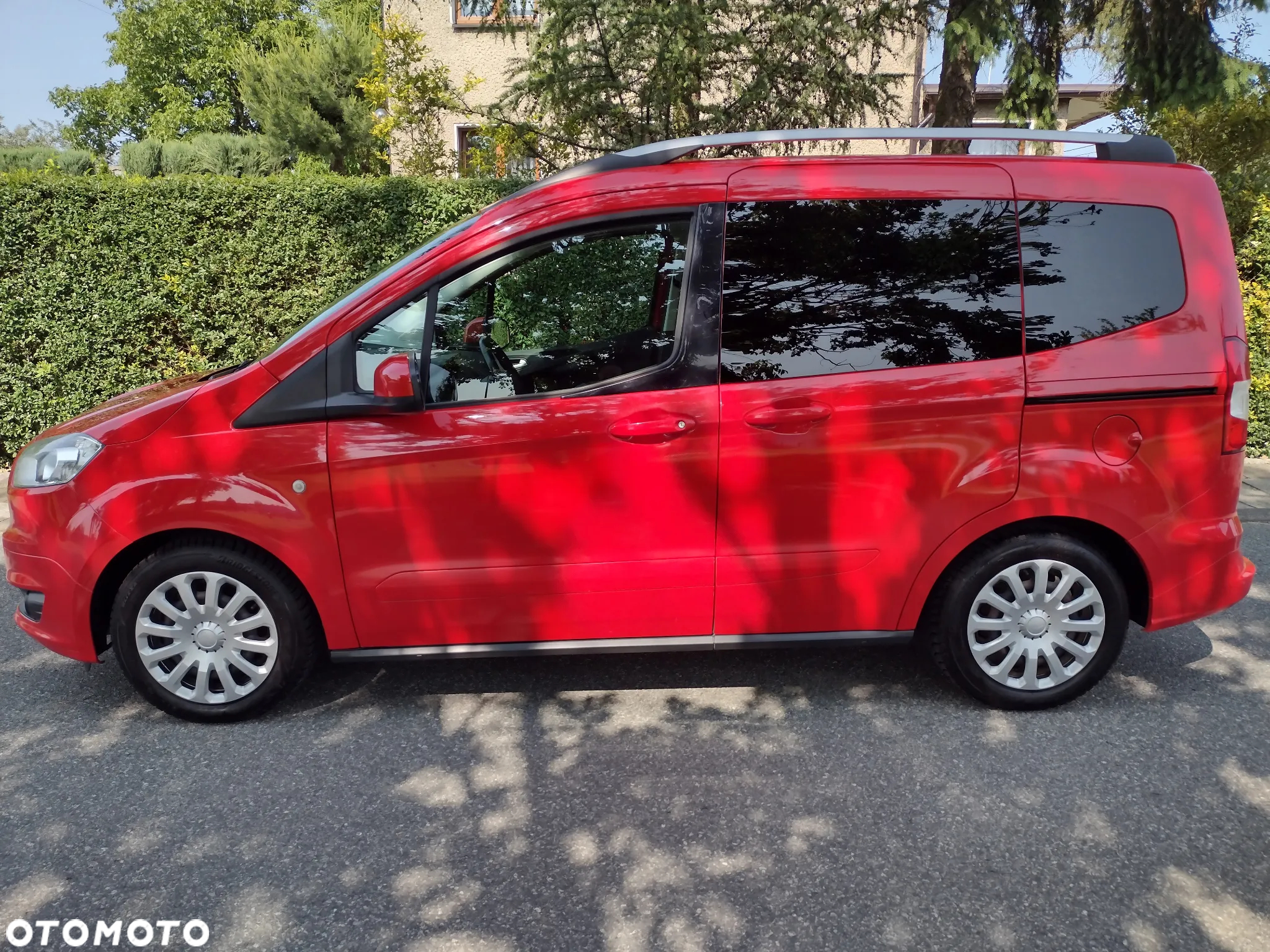 Ford Tourneo Courier 1.0 EcoBoost S&S Titanium - 4