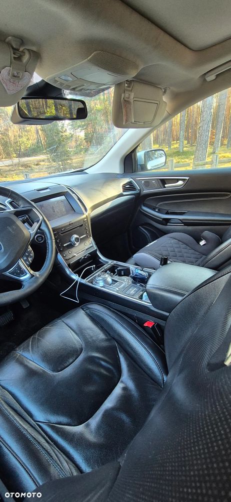 Ford Edge - 19