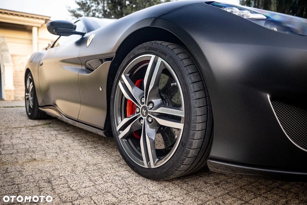 Ferrari Portofino - 36