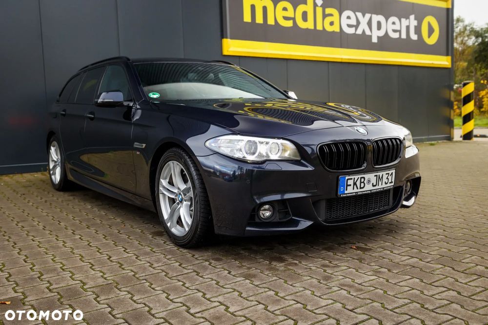 BMW Seria 5 520d M Sport - 10