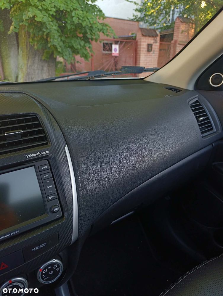 Mitsubishi ASX 1.8 DID Instyle NAVI 4WD AS&G - 21