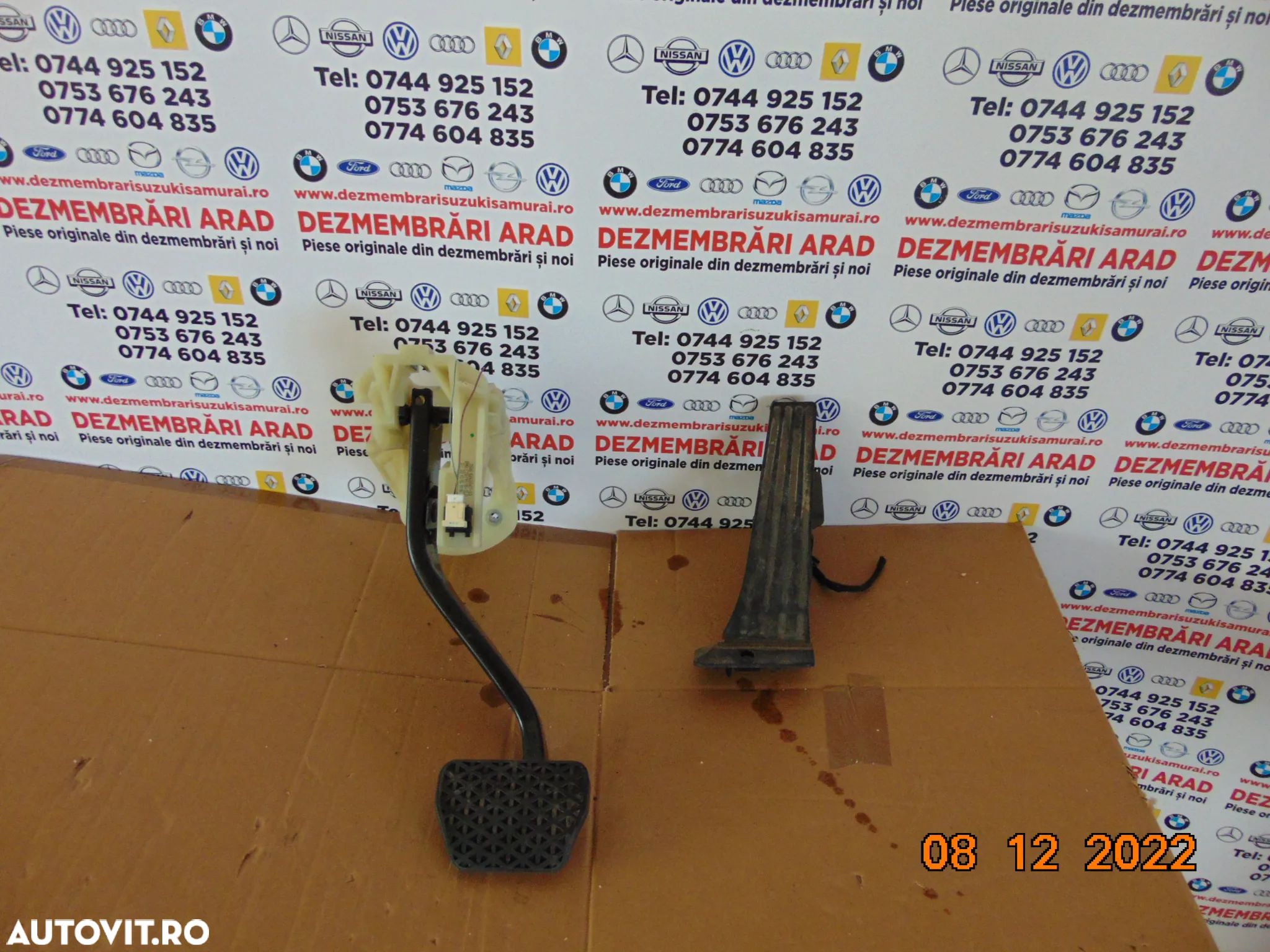 Pedala acceleratie BMW F30 F31 F32 F34 F20 F21 F22 senzor pedala BMW - 1