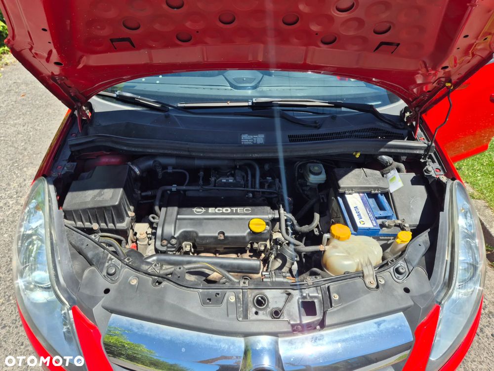 Opel Corsa 1.4 16V Innovation - 25