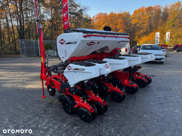 Kuhn KOSMA 6TS