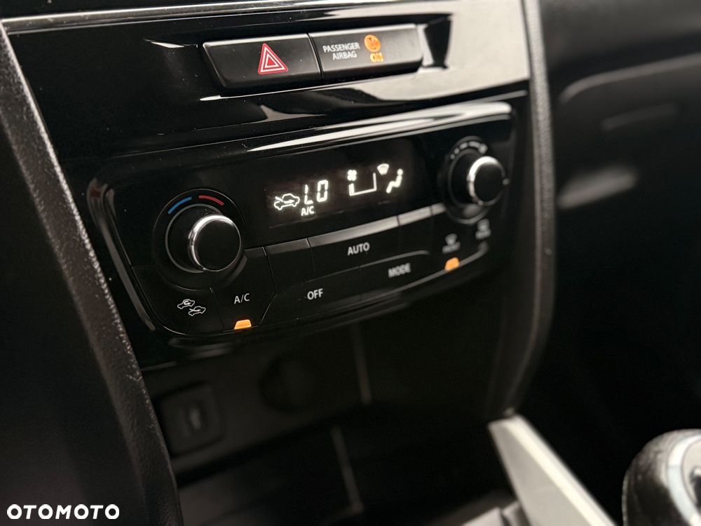 Suzuki Vitara 1.4 T Boosterjet S 4WD - 24