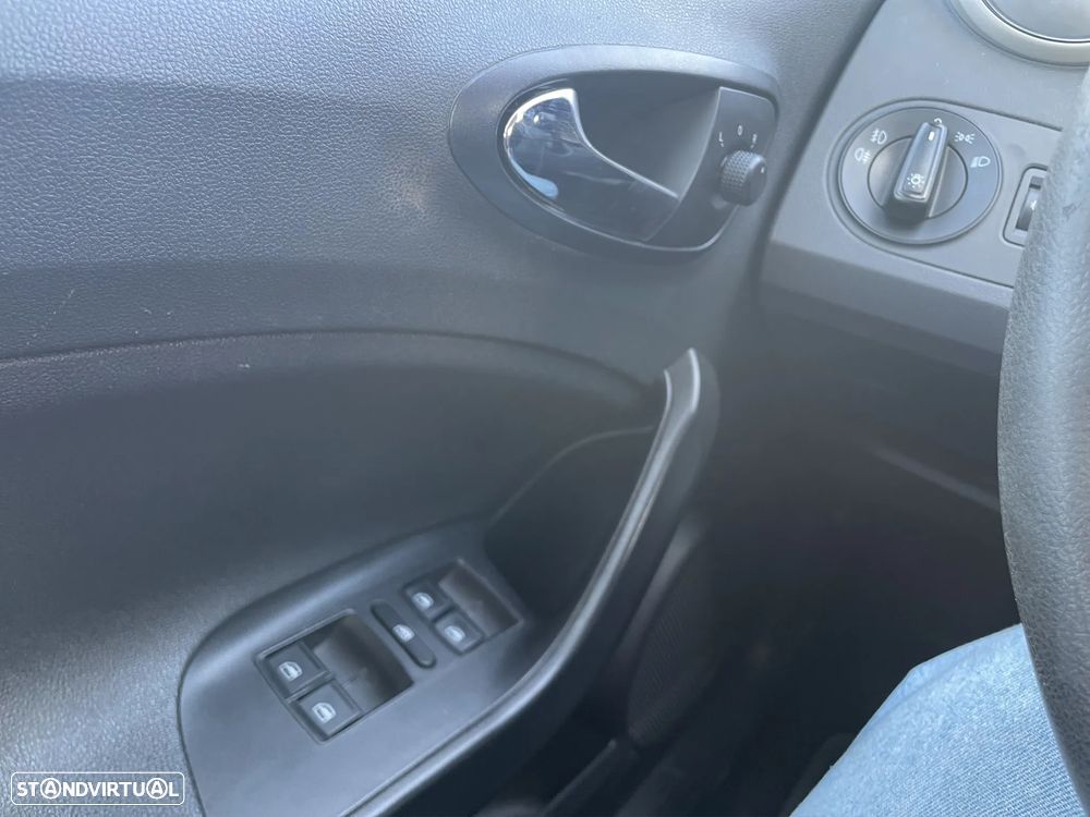 SEAT Ibiza 1.0 Reference - 12