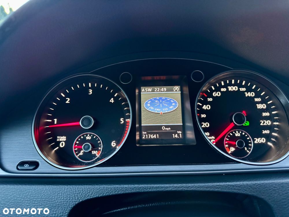 Volkswagen Passat 2.0 TDI Comfortline DSG - 18