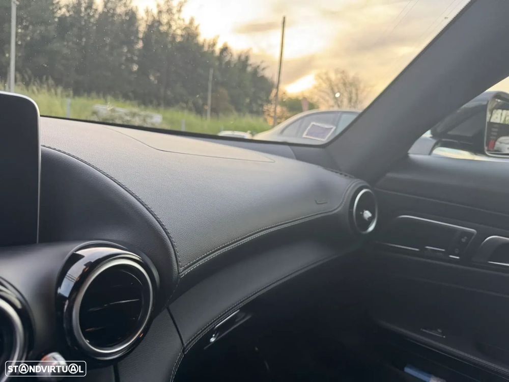 Mercedes-Benz AMG GT - 26