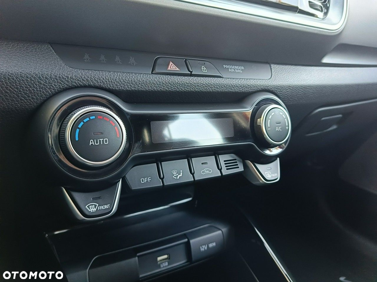 Kia Stonic - 22
