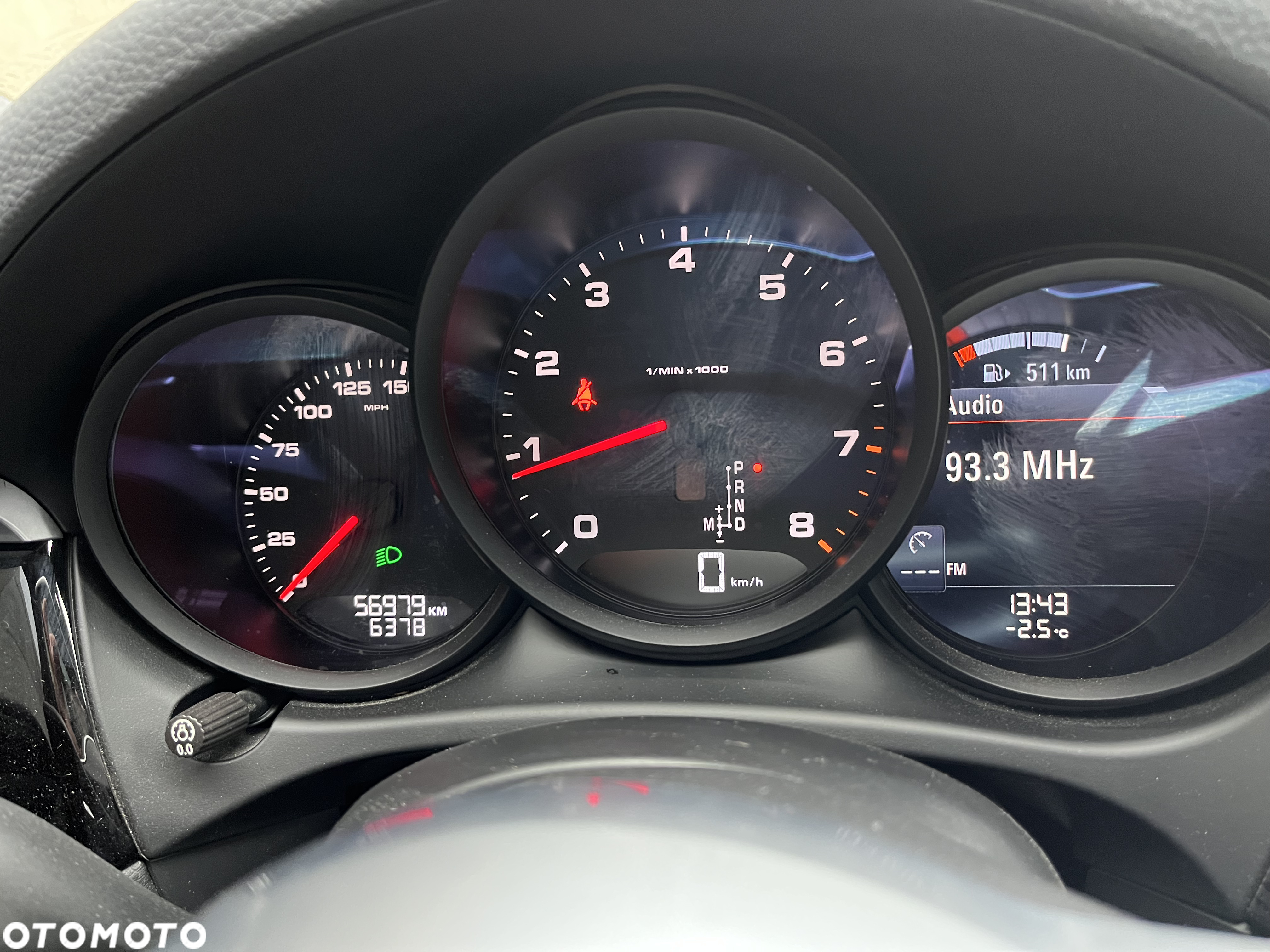 Porsche Macan Standard - 2
