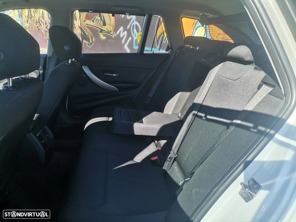 BMW 320 d Touring ED Line Sport - 4