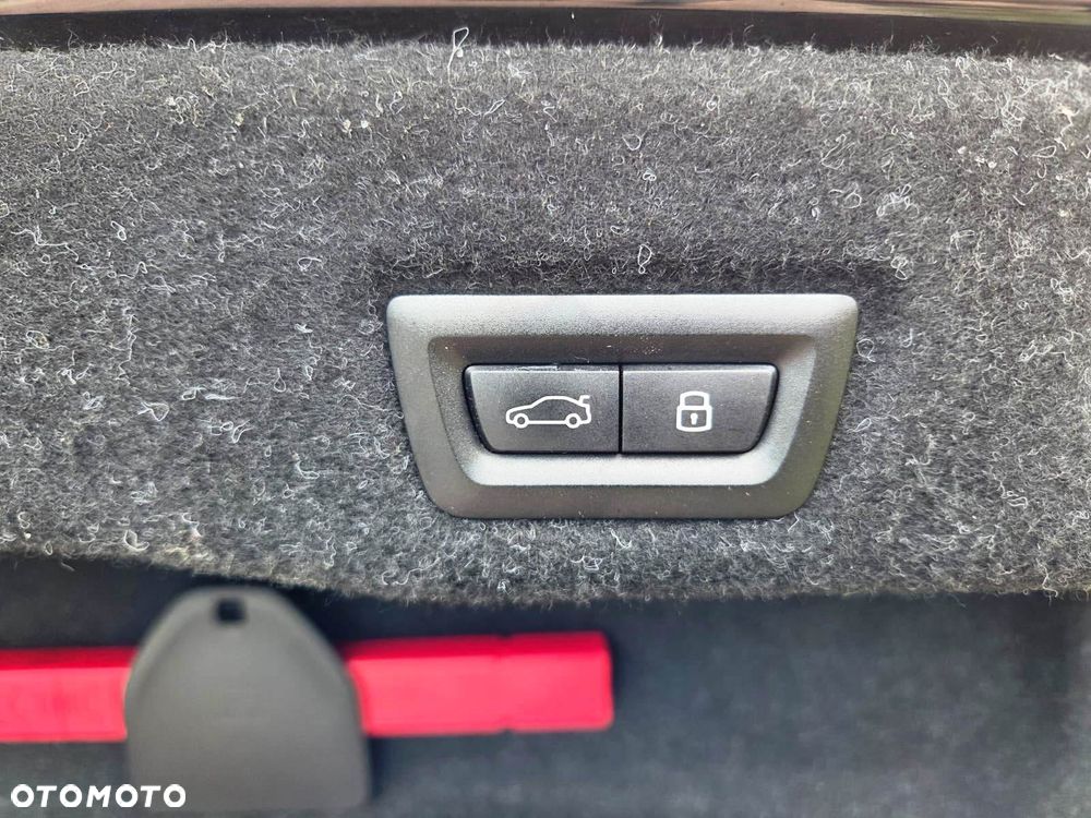BMW Seria 5 520d mHEV M Sport - 27