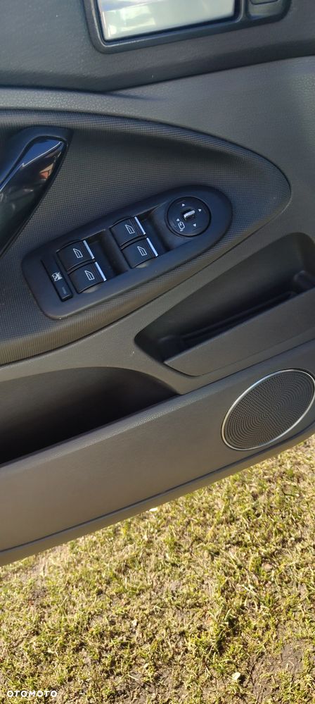 Ford Kuga 2.0 TDCi 4x4 Individual - 16