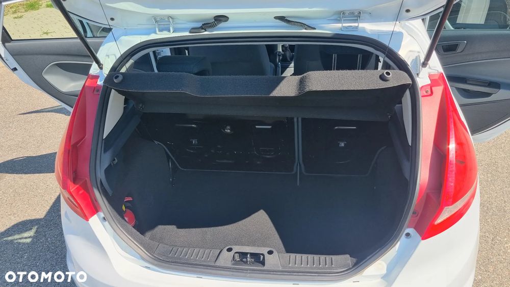 Ford Fiesta - 21