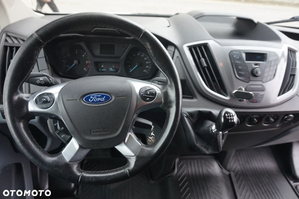 Ford Tranzit - 14