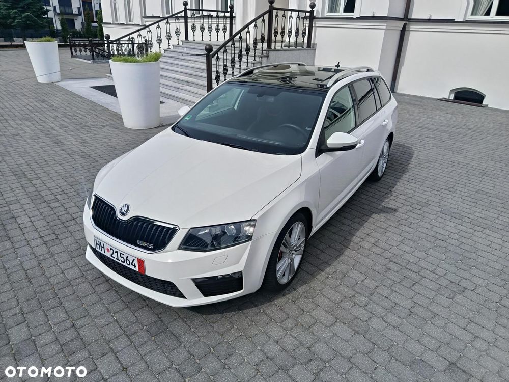 Skoda Octavia 2.0 TDI DPF DSG RS - 2