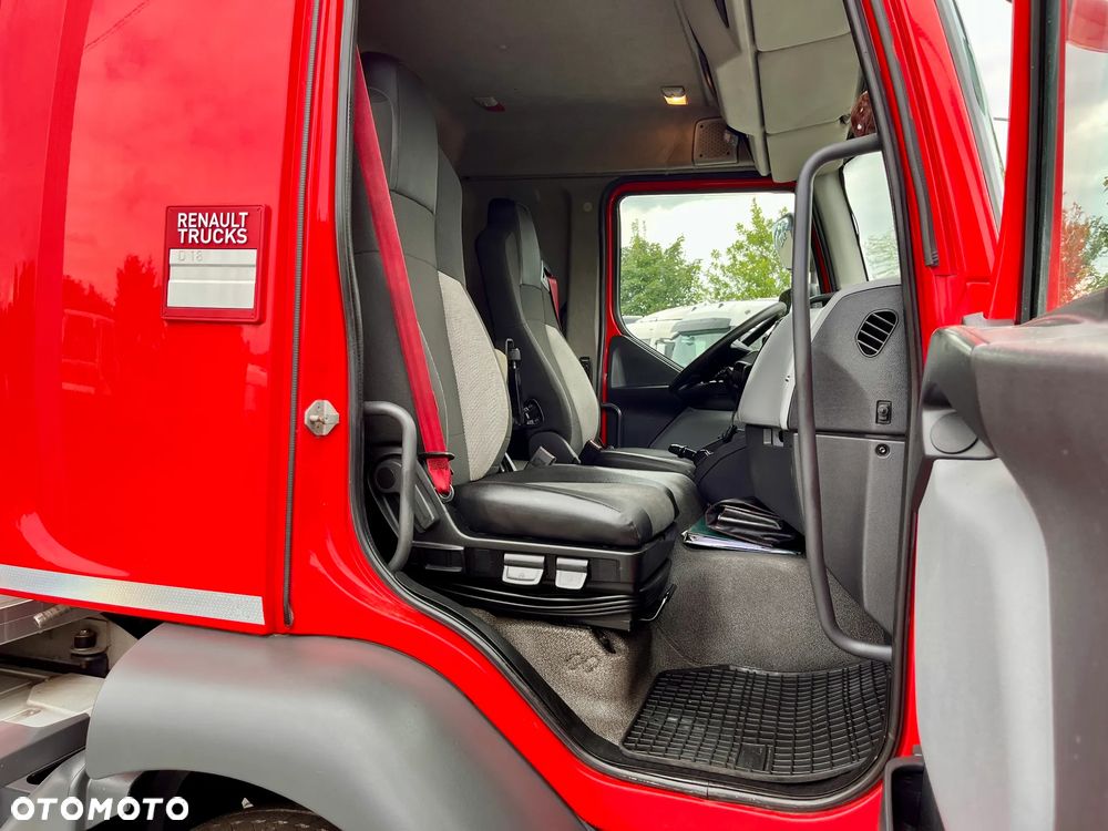 Renault D 256KM / DMC 18 / CHŁODNIA + WINDA / SALON POLSKA / FV 23% - 22