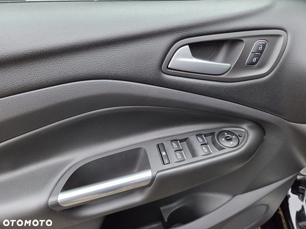 Ford Kuga 2.0 TDCi 4x4 ST-Line - 19