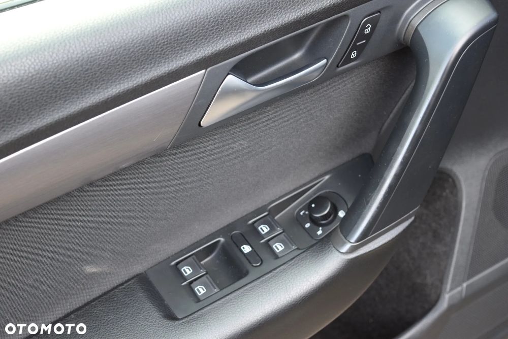 Volkswagen Passat Variant 1.8 TSI Comfortline - 18