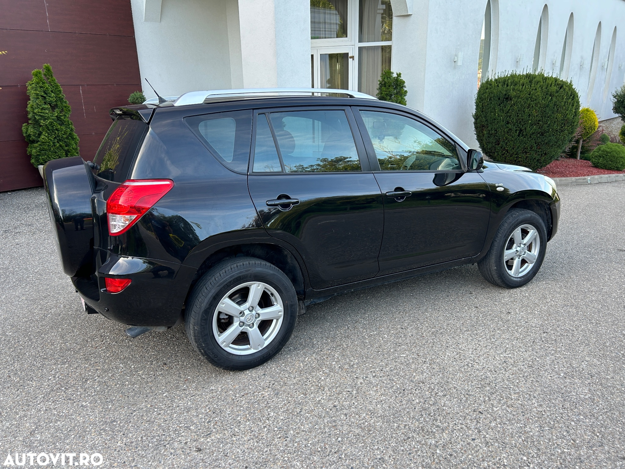 Toyota RAV4 2.2 D-4D Confort - 9