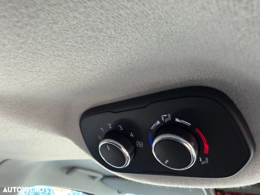 Ford Transit Custom Kombi 320 2.0 EcoBlue 105 CP L1H1 Trend - 13