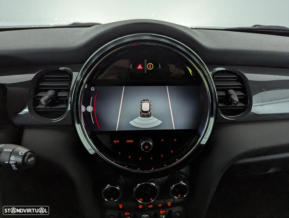 MINI 5 Portas Cooper Sport Edition - 4