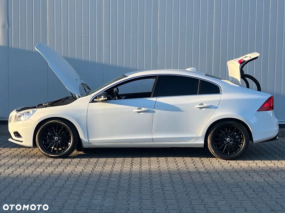 Volvo S60 D5 R-Design Summum - 18