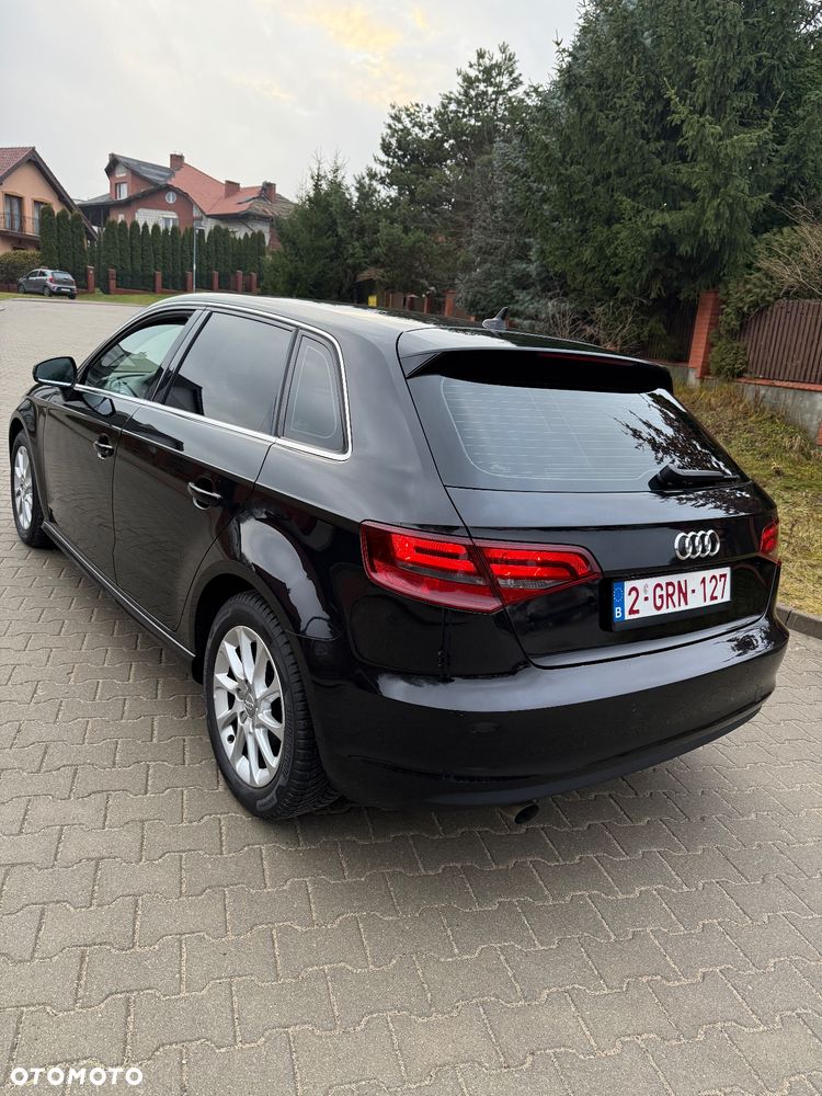 Audi A3 Sportback 1.6 TDI (clean diesel) Ambiente - 6