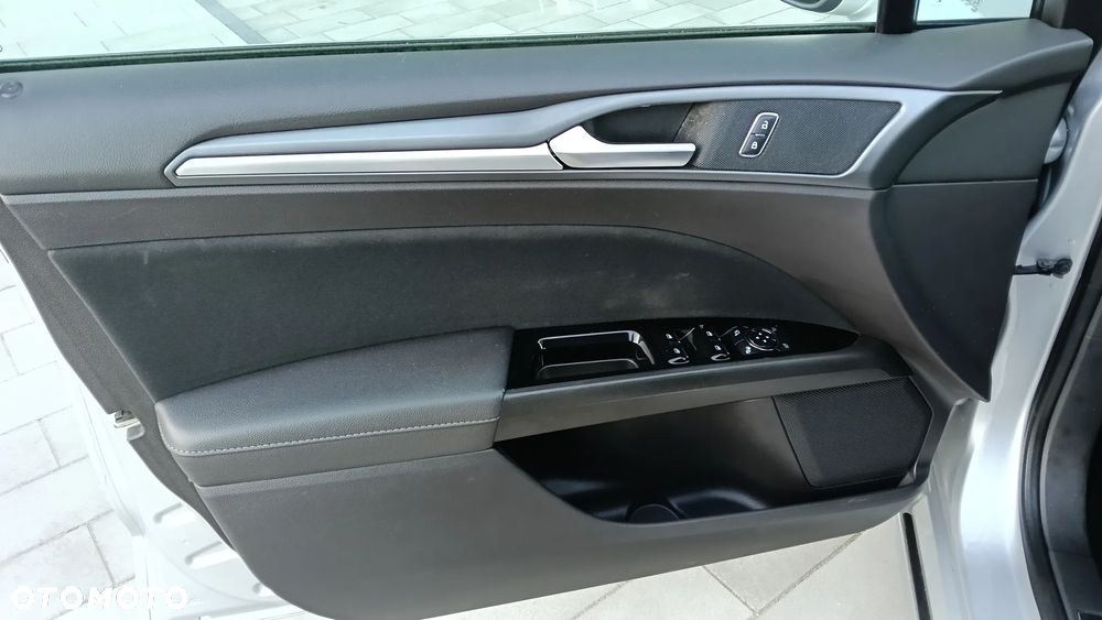 Ford Mondeo 2.0 TDCi STart-Stopp PowerShift-Aut Titanium - 21